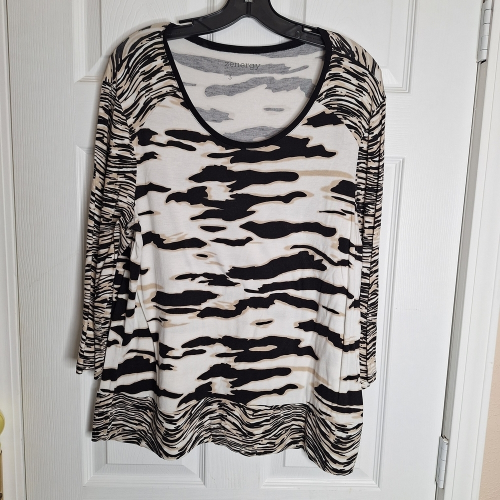 Zenergy By Chicos Stylish Animal Print Long Sleeve Blouse Size 3 XL